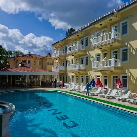 Hotel Cenk Bey
