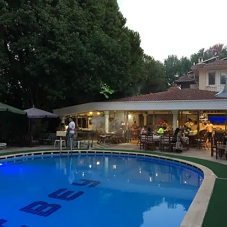 Hotell Cenk Bey 3*